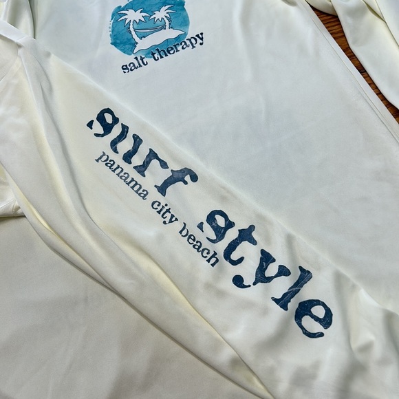 Long sleeve SPF 50+ souvenir tee.  Yellow w/beach scene on back. Size Medium - Picture 3 of 11